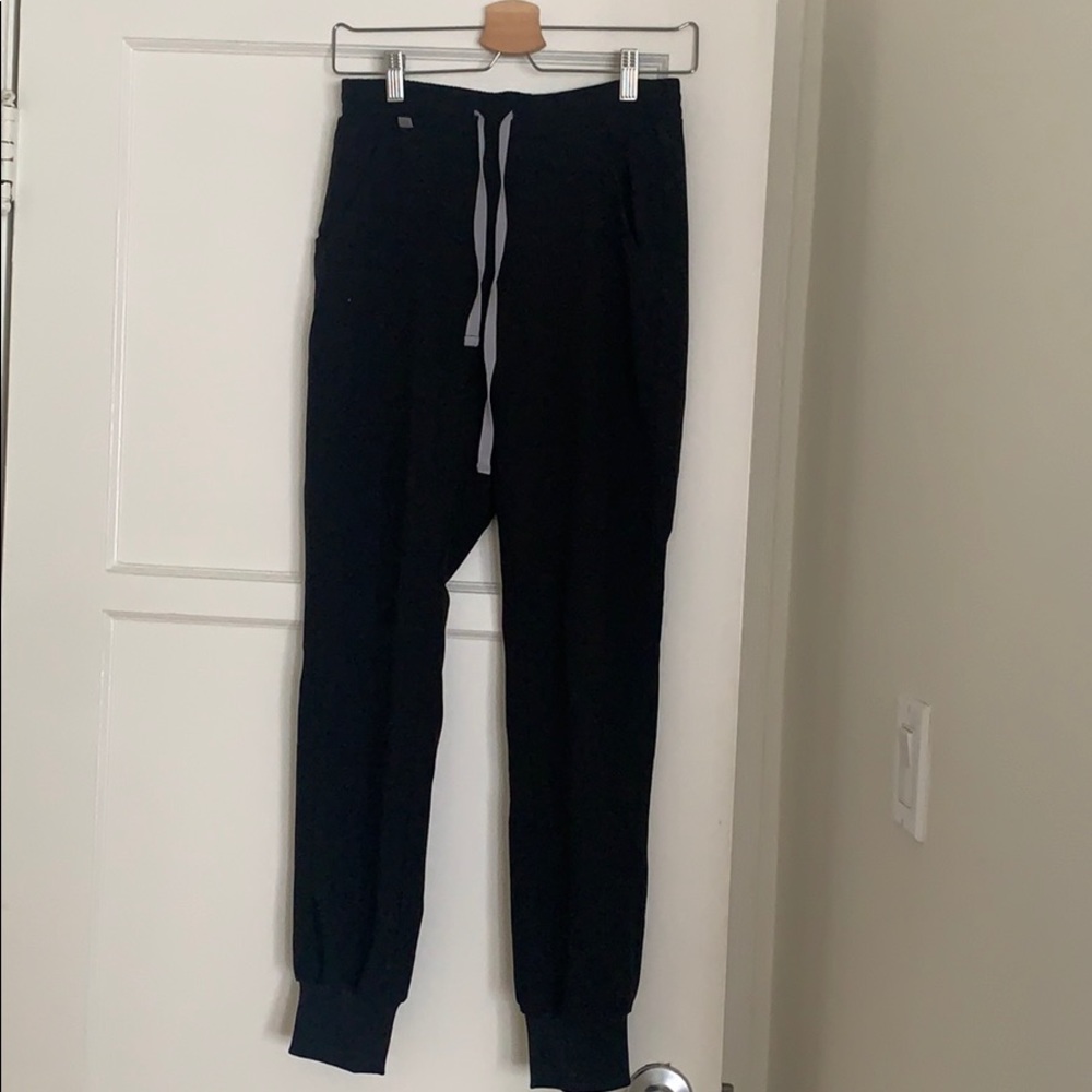 Figs jogger scrub pants